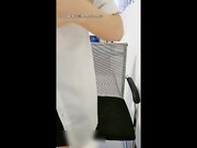 订了外卖等小哥来送餐的时候调戏他