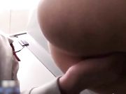 拉着男友到公共卫生间疯狂操B自拍 真的很刺激 身体各个部位都超敏感