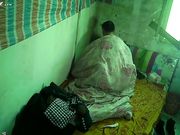 年轻妹子被大叔骗到宾馆大力强干