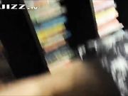 公共场所偷拍美女裙底 各种风光无限好