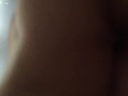 钟情于口交的妹子吸允着大屌时表情很享受