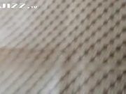 90后露脸美女宾馆约炮纪实 舔鸡巴认真 淫叫真心骚