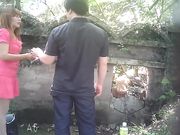 野鸡到山上和嫖客站着打野战被游客偷拍 真刺激