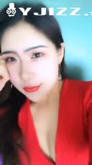 宅男女神思瑞 老虎飙车穿着性感红色透明内裤高跟发骚 语言挑逗