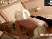 清纯妹子肉丝自慰喷水 粗大香蕉假鸡巴插逼体验快感高潮