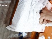 和朋友37岁的老婆宾馆开房这骚货床上技术超级好 让我对她流连忘返