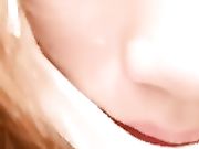 年轻小萝莉自慰完后在洗手间直播用妇炎洁洗逼逼