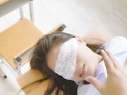 新解锁日系体育服美女掉掉【桃色校园2】男同学醒来看到在教室自慰的掉掉