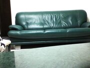 家中沙发上与身材苗条漂亮小姨子激烈啪啪啪偸情把身体蜷起来往深了狠狠插