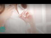 可爱小护士被好色病人挑逗忍不住自己插入