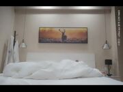 纹身小伙子去超市买东西认识的年轻小少妇