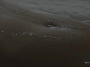 超极品的奶子浑圆饱满一看就流口水想狠狠揉捏舔吸品尝