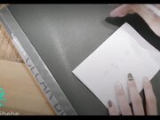 清纯女同事上班玩跳蛋居然被同事发现后狠狠的插入 爆裂开档黑丝无套猛操无毛嫩穴