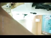 跟黑丝袜少妇初次尝试在沙发上面做爱是什么感觉